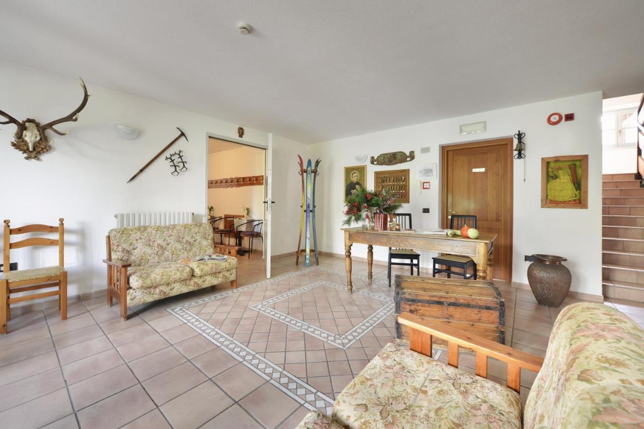 Albergo Casa Alpina San Luigi Камподольчіно Екстер'єр фото